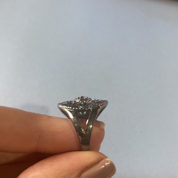 Premier Designs size 7 - Picture 3 of 5